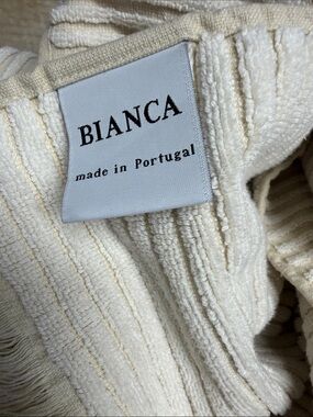 BIANCA Cream Ribbed 100% Cotton bath towel 26.5”x 54” luxurious